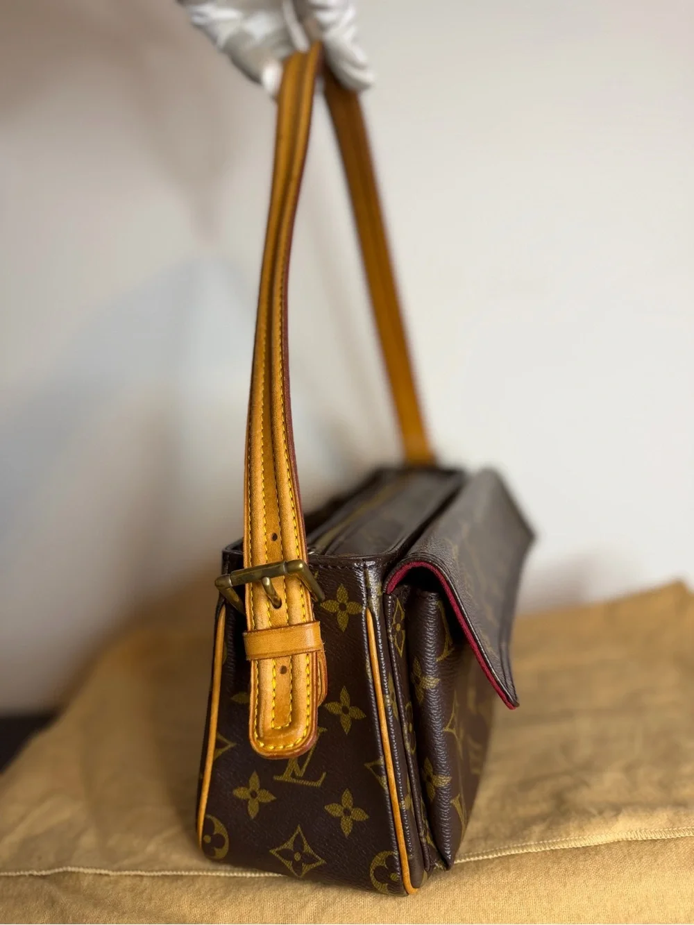 Louis Vuitton Viva Cité in monogram